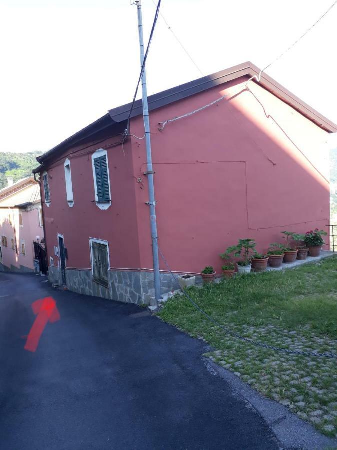 Ferienwohnung La Casa Di Zoe Uscio Exterior foto